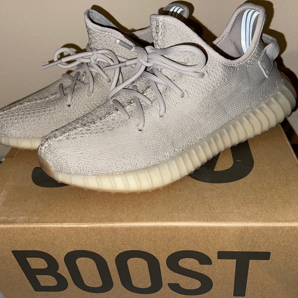 Yeezy Boost 350 in Sesame